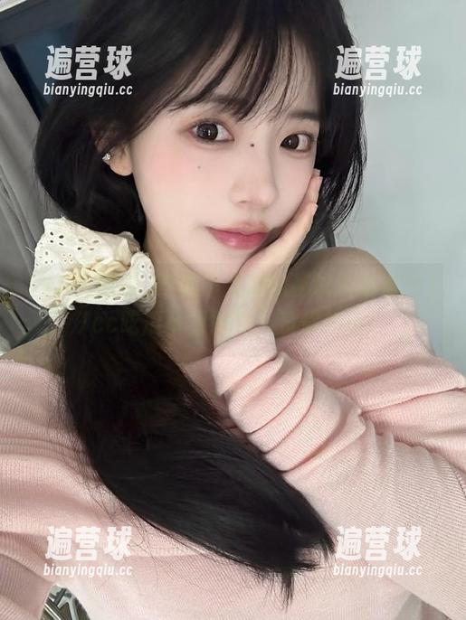 吃瓜不发胖的秘诀？试试“17cc吃瓜苹果版”，没你的份！