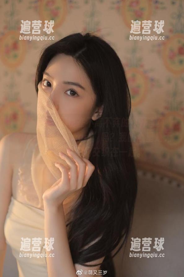 17吃瓜 你们也在不离不弃的打开首页“www.17吃瓜.com”吗?我的心里是无数个吃瓜瞬间交织在一起。