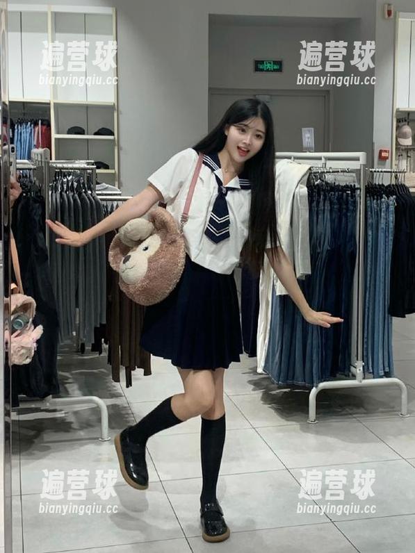52吃瓜的每个瓜让我停不下来，诚心高呼‘永不迷路’！可偏偏心情它控制不了。