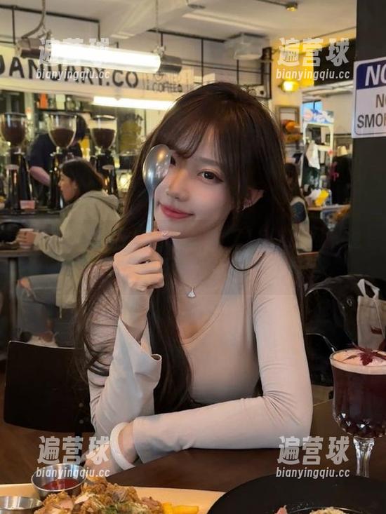 718吃瓜网 首页报道:718吃瓜网火速更新,娱乐新闻又有啥新花样?