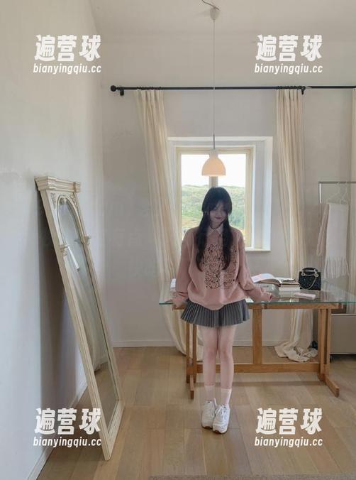 老实说，www,91cg.com视频内容有点“天马行空”，我的瓜都快吃不下了！
