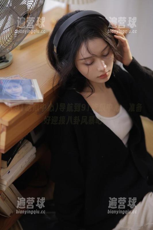 导航到91吃瓜中心，准备好迎接八卦风暴吧！
