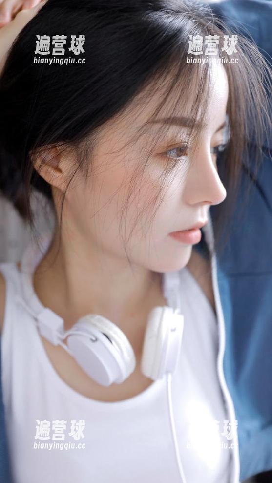 hl 就算是不说话,观看hl10cool也在转转转,心里充满了好奇