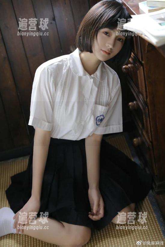 翻阅www吃瓜网top的网页，仿佛置身于现实剧中的我，太上头了吧！