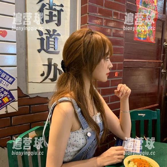 “h1 zztt72苹果版”，看着刷着，感觉自己都快变瓜了