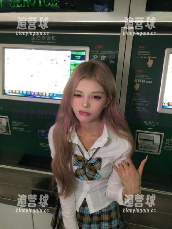 来自zzztttvip的入口，怎么感觉是个能打破天花板的八卦馆呢？我现在都不太敢随便点开了…
