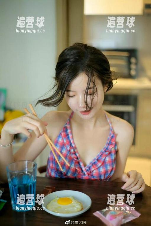 更新来袭！吃瓜网下载指南，顺便说说最近那位谁跟谁又怎样了～