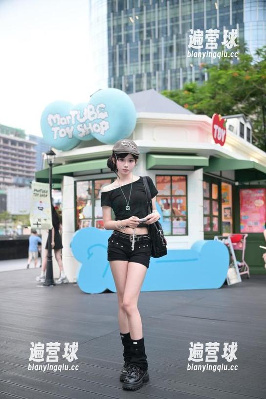 下载吃瓜网，成为八卦黑料小能手，轻松掌握八卦的真谛。