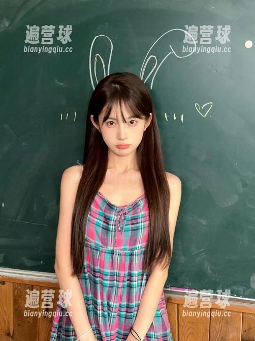 “吃瓜黑料”网站上那些“有人分享过吗”的神评论，绝不老司机