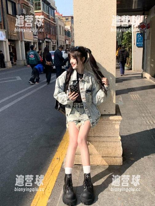不打烊的太久黑料官网，肚子里都是私房话