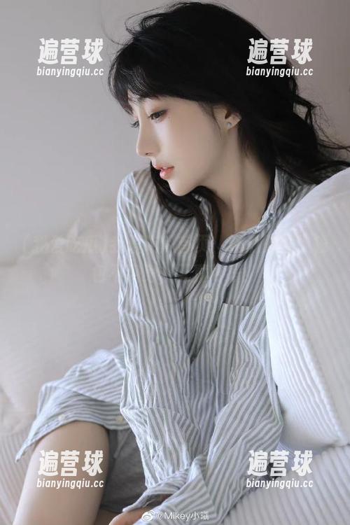 我爱吃瓜首页：吃瓜即可，钱包不离身，天真可爱！