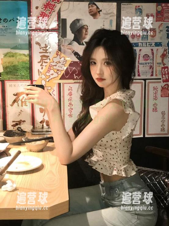 扒哥黑料 视频在手,黑料无忧!扒哥黑料下载技能get!