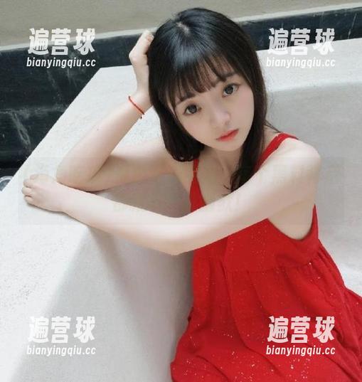 海角吃瓜网站：每个黑料背后都藏着一段幽默！