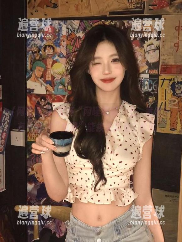 就在“网曝吃瓜”上，竟然还有人觉得“免费”能换来真爱？哈哈。
