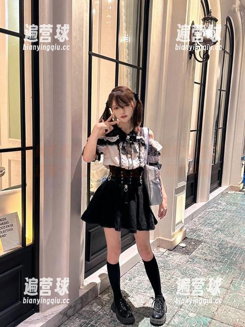 黑料传送门 不小心踏入“黑料传送门”,这哪个入口开得太迷了,辣眼睛啊!