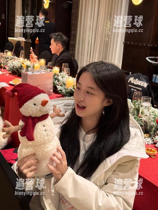 黑料吃瓜 我在网页上狂点黑料吃瓜在线,结果不小心变成了专业吃瓜群众。