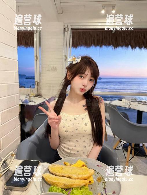 登陆“黑料正能量”，一不小心发现了新料，哈哈心塞...