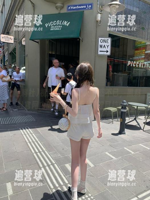 视频满堂，让人疑惑不已，黑料社官网内的操作果然让人瞠目结舌。