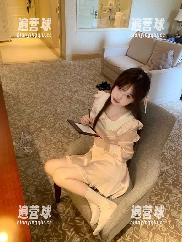 黑料社 在线劈柴说不完,黑料社app里瓜太多,仿佛信息炸弹!