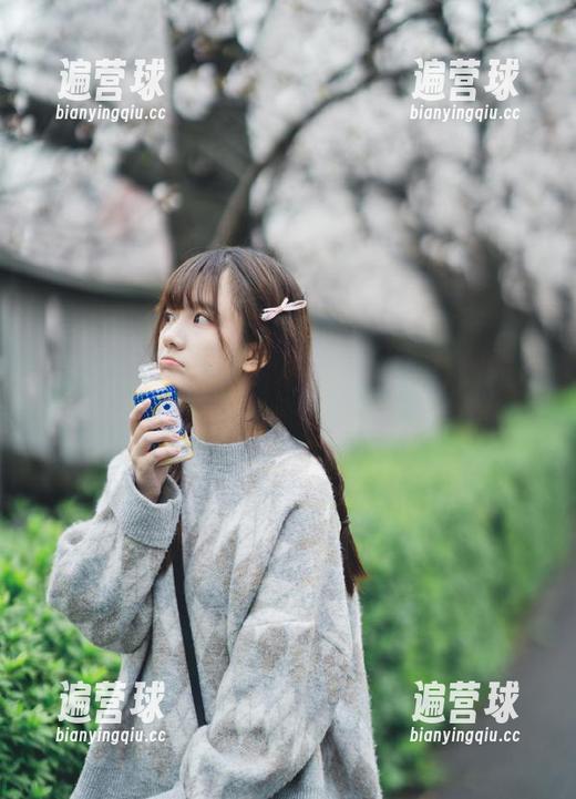 免费吃瓜时刻：黑料社团的最新动态，矿泉水都要免費的那种呀