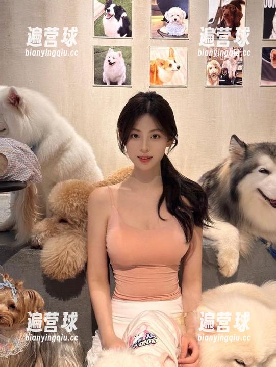 发布黑料福利注意，这里有人擦肩而过的尴尬瞬间哦～